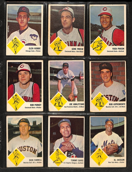 Lot of 33 1963 Fleer & 1959 Ted Williams Fleer Baseball Cards 