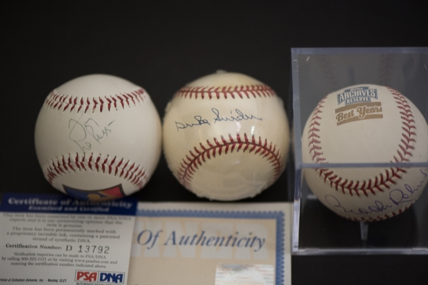 Lot Of 3 HOF Signed Baseballs w. Duke Snider (Steiner), B. Robinson (COA), & T. LaRussa (PSA)