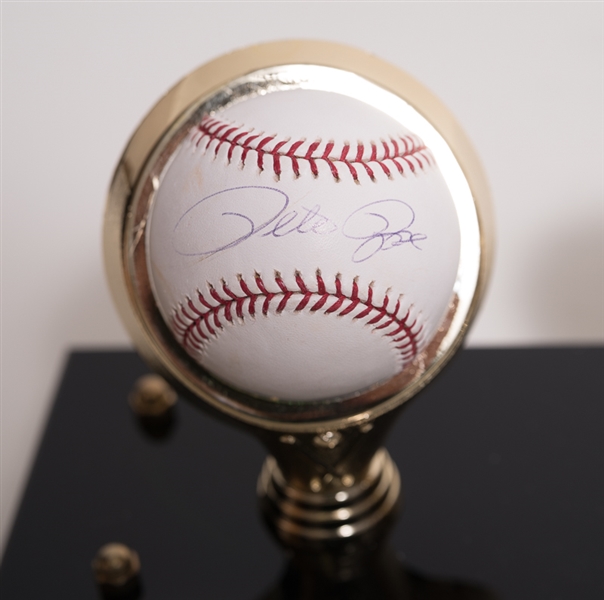 Lot of 2 Signed Baseballs - Pete Rose & Mike Schmidt w. Display