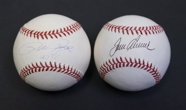 Lot Of 2 Signed Baseballs - Pete Rose & Tom Seaver 