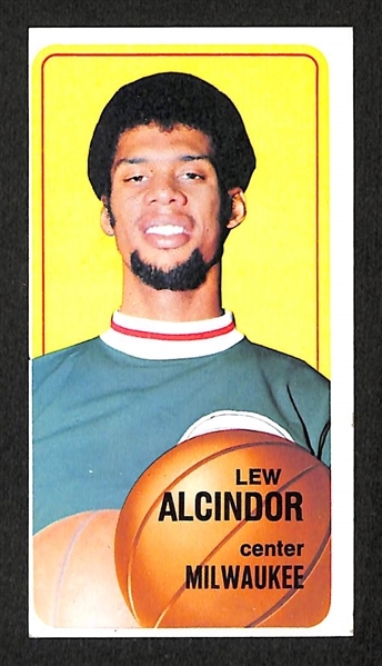 Lot of 39 Different 1970-71 Topps Basketball Cards w. Lew Alcindor