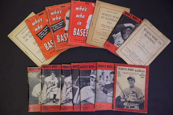 Lot Of 40 Baseball Pamphlets & Booklets (1933-1961)