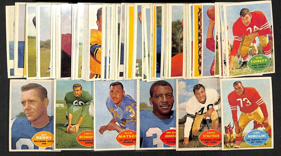 Lot of 101 Different 1960 Topps Football Cards Including Many High Grades w. Ray Berry