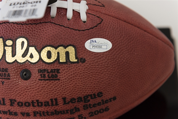 Jerome Bettis (Steelers) Autographed Official NFL Super Bowl XL Football (JSA & Mounted Memories COAs)