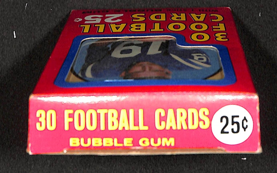 RARE 1970 Topps Football Unopened Cello Pack (Factory Sealed) - Johnny Unitas On Top (30 cards)