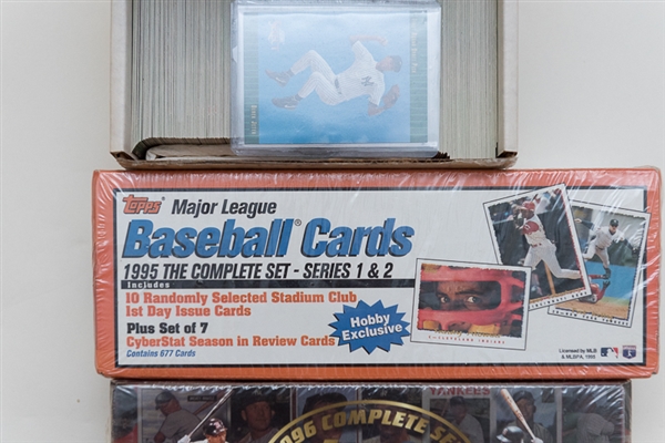 Lot Of 5 Baseball Card Sets w. 2001 Topps