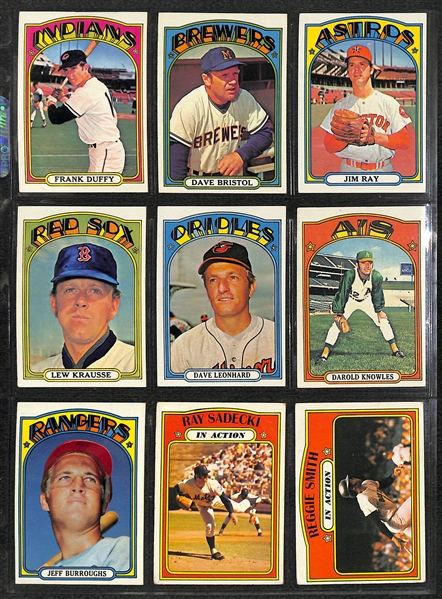 Lot of 250+ Assorted 1972 Topps Baseball Cards w. Carlton Fisk RC