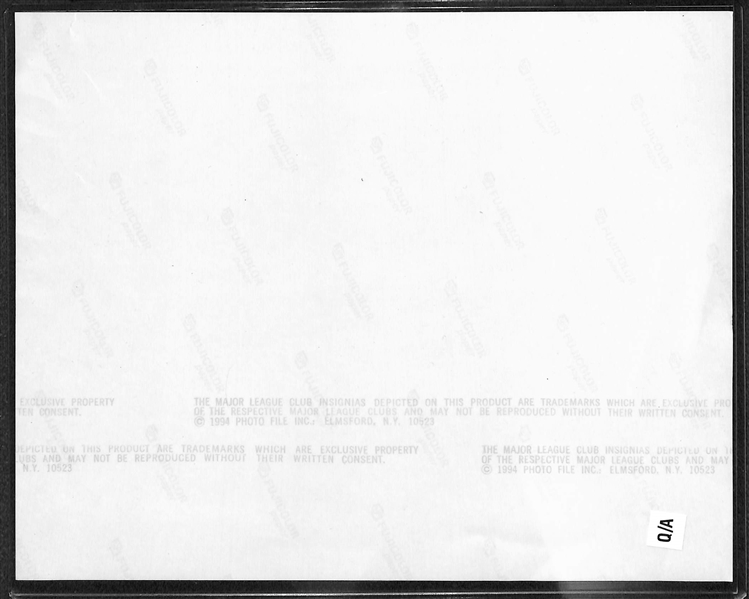 Hank Aaron Signed 8x10 Black & White Photo - JSA
