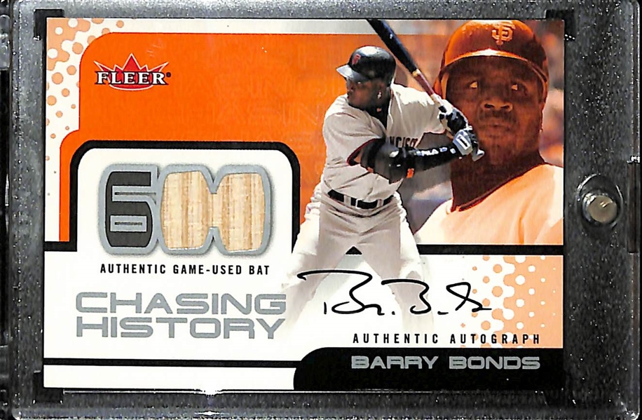 2002 Fleer Barry Bonds Chasing History Authentic Autograph Bat & Game-Used Bat Relic Card  (#390/600)