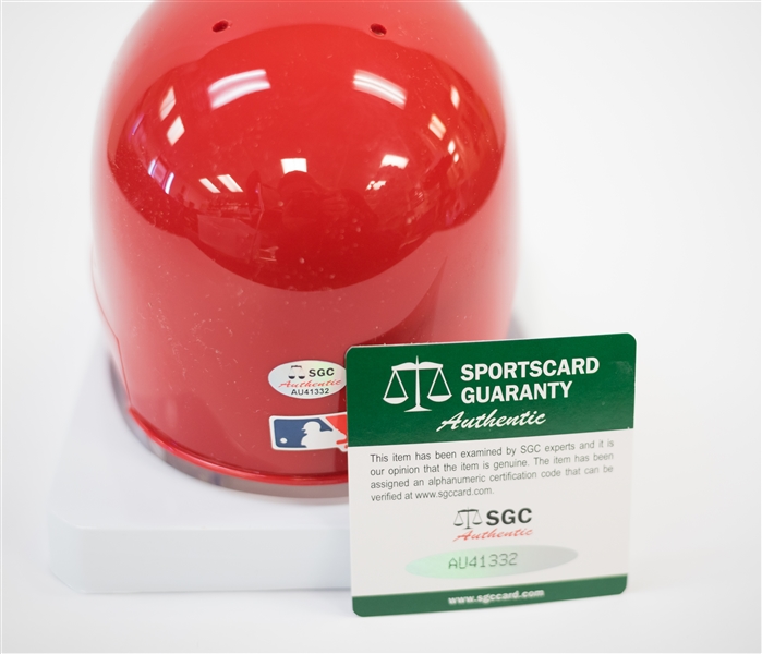 Ryan Howard Signed Phillies Mini Helmet - SGC