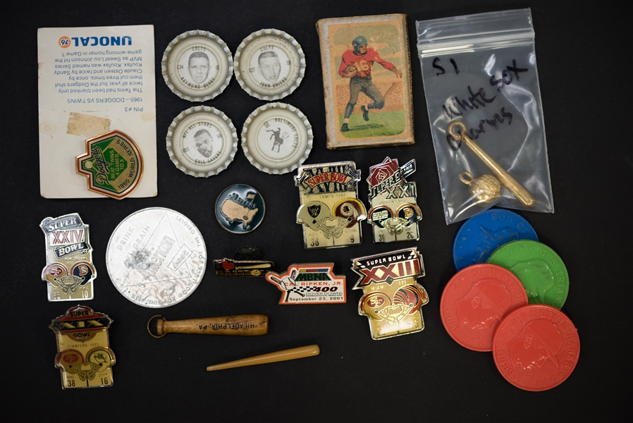 Assortment Of Vintage Pins & Trinkets