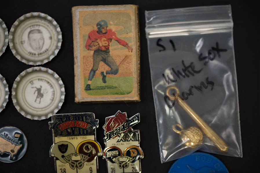 Assortment Of Vintage Pins & Trinkets