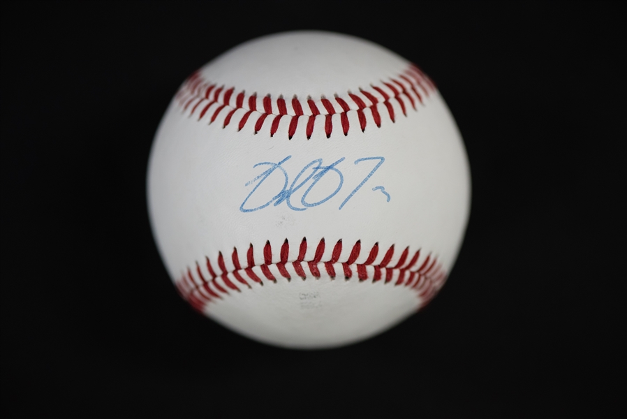 Lot of 5 Phillies Signed Baseballs w. Domonic Brown