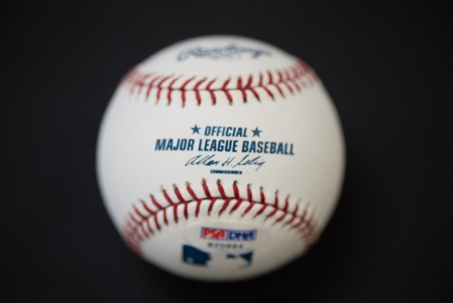 Hank Aaron Signed Official MLB Baseball - PSA/DNA COA