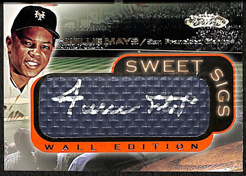 2001 Fleer Showcase Sweet Sigs Wall Edition Willie Mays Auto Card