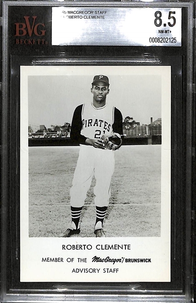 1965 MacGregor Advisory Staff Roberto Clemente 3-1/2 x 5 Promo Photo - BVG 8.5