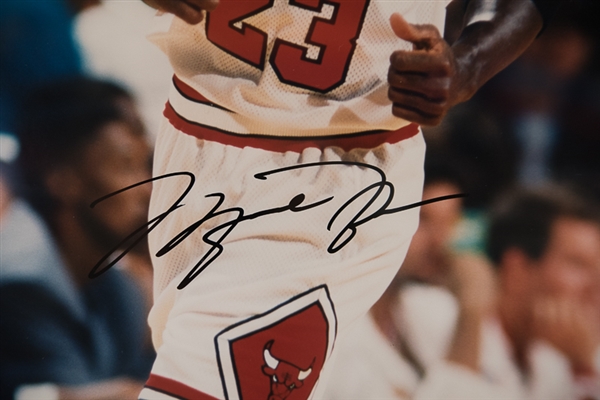 Michael Jordan Signed Framed 16 x 20 Photo - Upper Deck COA