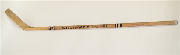 1973-74 Stanley Cup Championship Philadelphia Flyers Team Signed Hockey Stick Signed By 13+ Including RARE Barry Ashbee - JSA