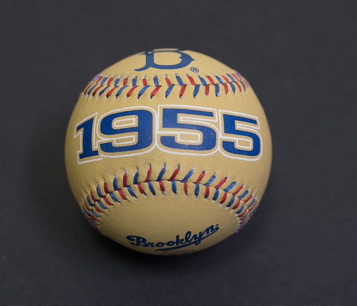 Duke Snider Signed Dodgers Commemorative Baseball - JSA