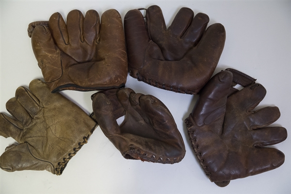 Lot Of 5 Vintage Fielding Gloves w. Bill Williams