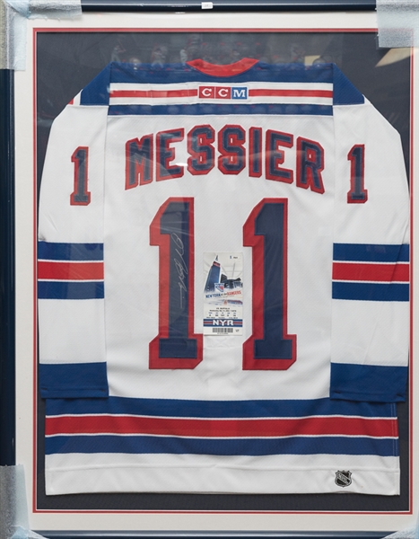 mark messier signed jersey