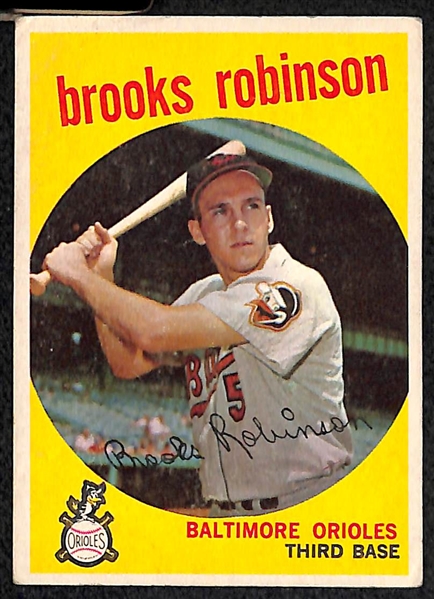 Lot Of 24 1959 Topps Baseball Cards w. Banks