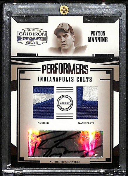 2005 Donruss Gridiron Gear Peyton Manning Autograph Patch Card