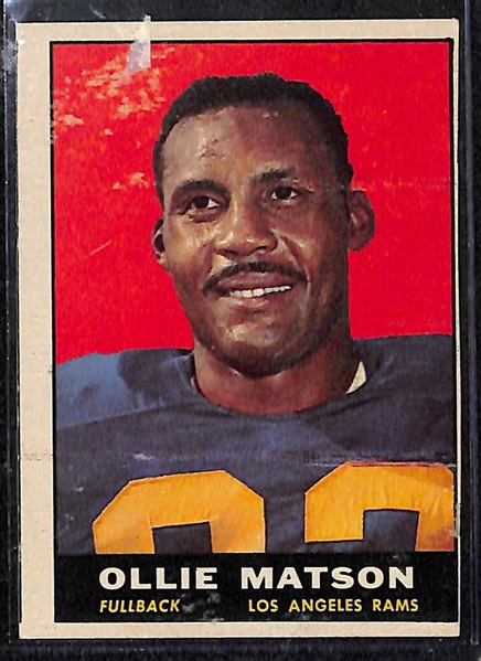 Lot Of 11 1961-1962 Football Cards w. Johnny Unitas