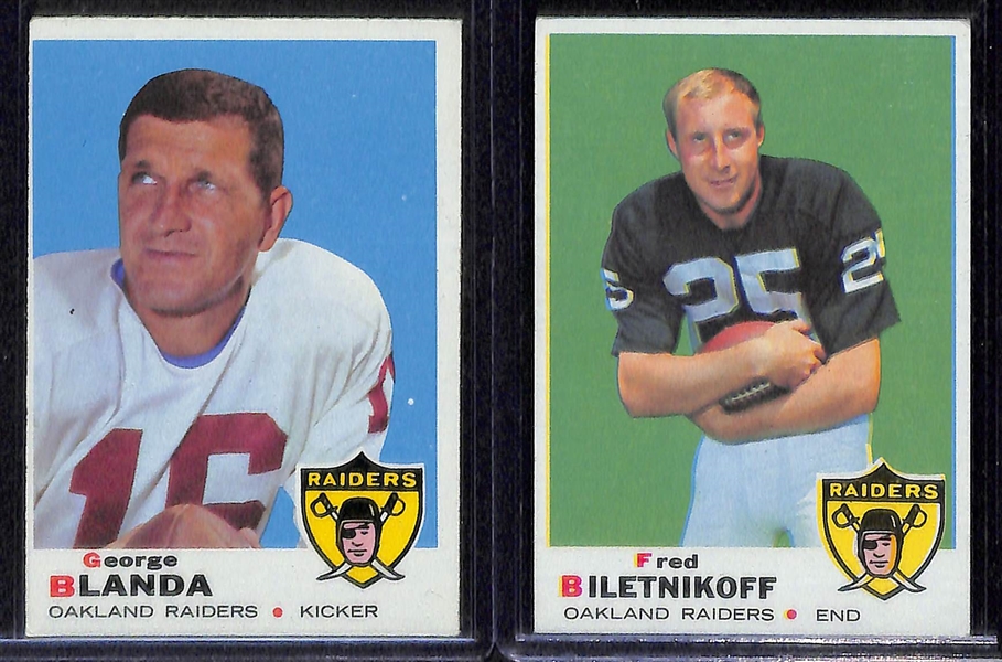 Lot Of 7 1969 Topps Football Cards w. Sayers