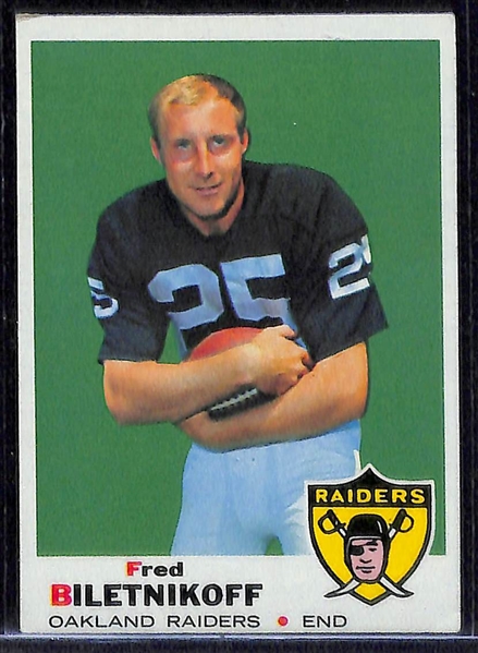 Lot Of 7 1969 Topps Football Cards w. Sayers