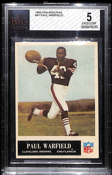 Lot of 2 - 1960 Topps #23 Jim Brown BVG 5 & 1965 Philadelphia #41 Paul Warfield Rookie Card BVG 5