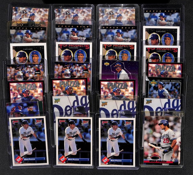 Lot of 28 - 1993 Mike Piazza Rookie Cards