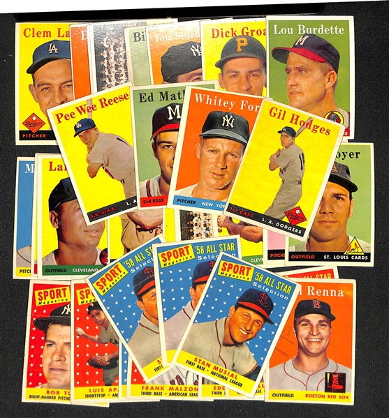 Lot of 37 1958 Topps Baseball Cards w. PeeWee Reese
