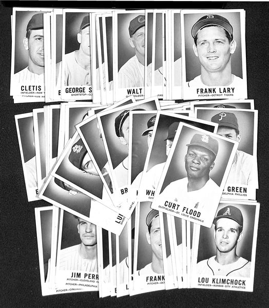 Lot of 88 1960 Leaf Baseball Cards w. Luis Aparicio