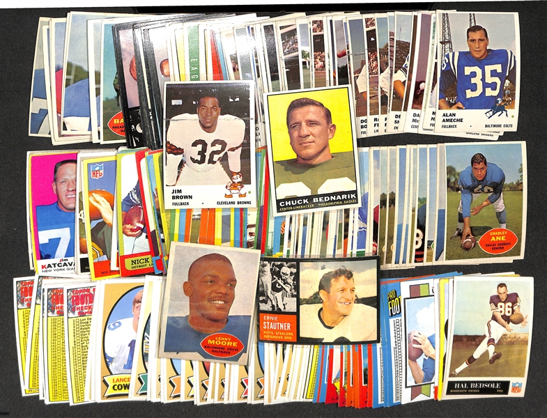 1961-1970 Assorted 250 Football Card w. Jim Brown