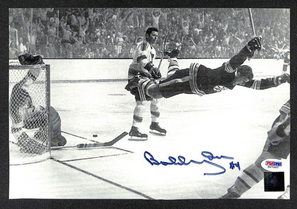 Bobby Orr Signed 8x11 Photo - PSA/DNA COA