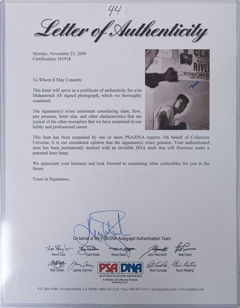 Muhammad Ali Matted/Framed Signed Image (PSA/DNA LOA)