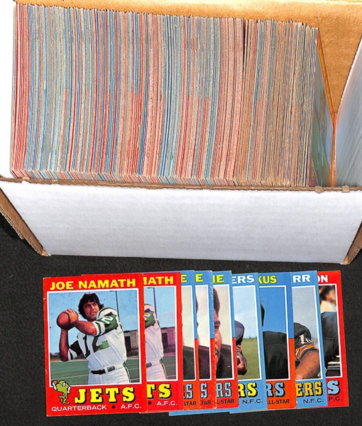 Lot of 300+ Assorted 1971 Topps Football Cards w. Joe Namath