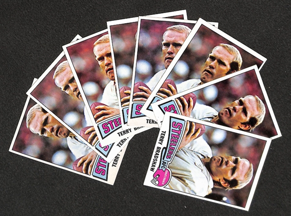 Lot of Approx. 800 Assorted 1975 Topps Football Cards w. Dan Fouts RC