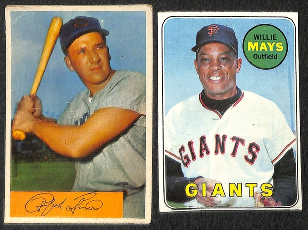 Lot of 3,200+  1952-1979 Topps Baseball Cards in Good to Very Good Condition