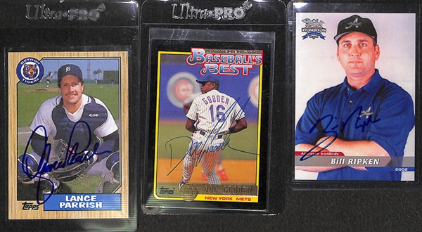 Lot Of 85 Baseball Signed Cards w. Roberto Alomar