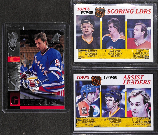 Lot Of 19 Wayne Gretzky Cards w. UD Canvas Parallel