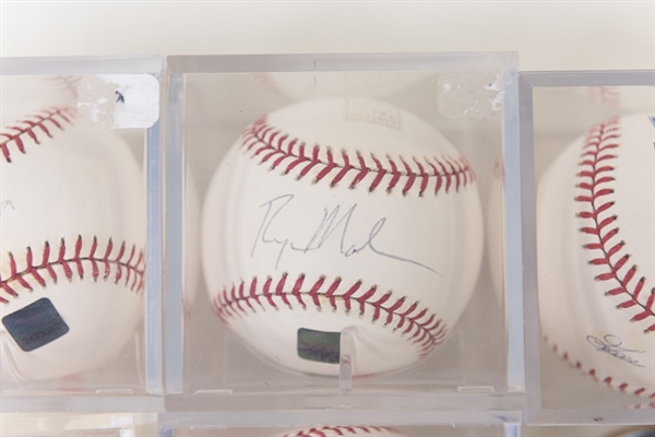 Baseball Signed Memorabilia Lot w. Gossage & Alomar