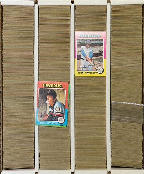 Lot of 1600+ Assorted 1975 Topps Baseball Cards w. Burt Blyleven