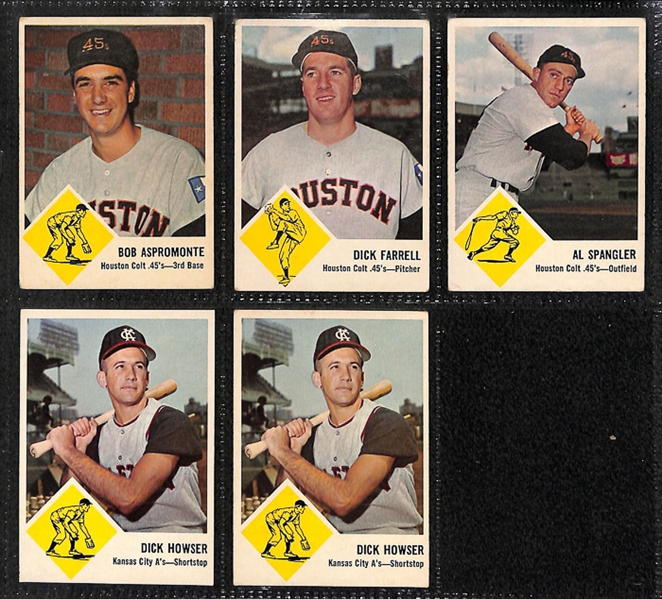 Lot of 32 - 1963 Fleer Baseball Cards w. Ron Santo