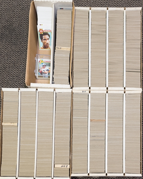 Lot of 8000+ Assorted 1979 Topps Football Cards w. Roger Staubach x2