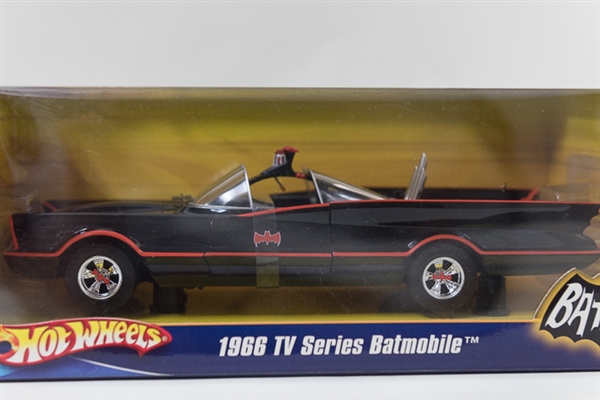 Lot of 2 Batmobile Models - 1966 Aurora & 2007 Hot Wheels