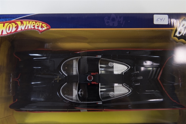 Lot of 2 Batmobile Models - 1966 Aurora & 2007 Hot Wheels
