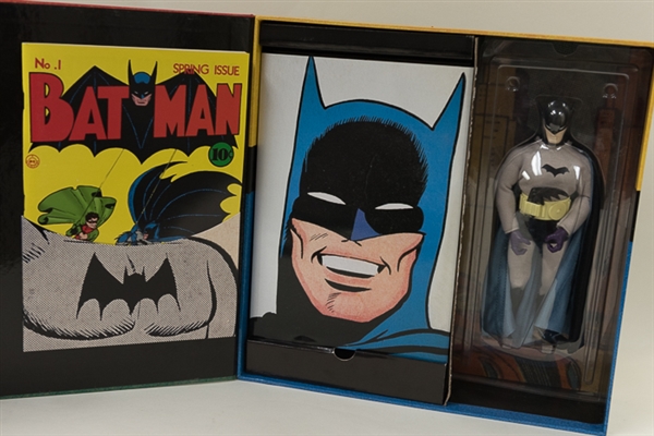 Superman Masterpiece Edition (1999) & The Bat Man Masterpiece Edition (2000) - Action Figure & Comic Book Kits