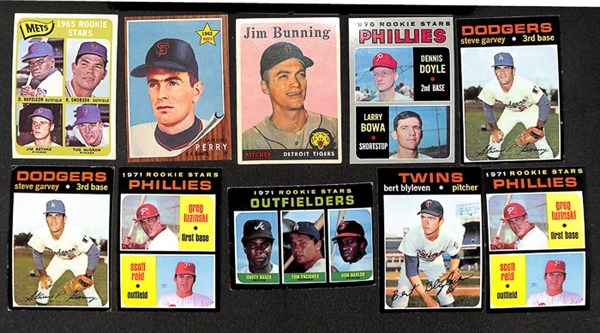 Lot of 44 Topps Rookie Cards of Star Players from 1962-1978 w. 1962 Gaylord Perry
